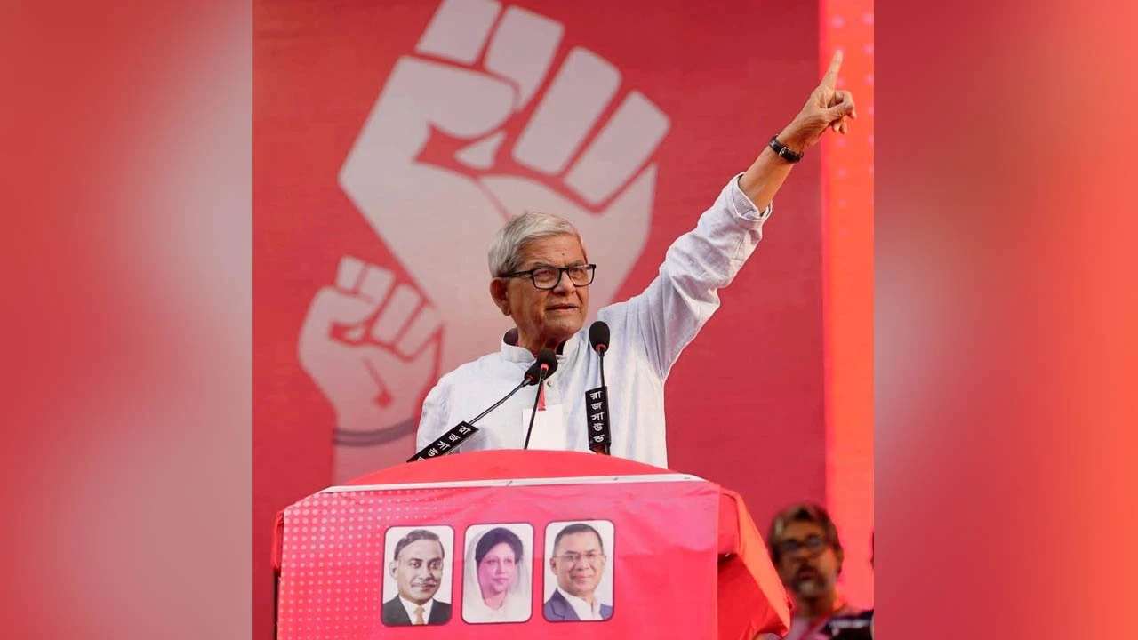 ঠাকুরগাঁওয়ের নাট্যমঞ্চ থেকে রাজনীতির মহামঞ্চ-বঙ্গভবনের পথে মির্জা ফখরুল