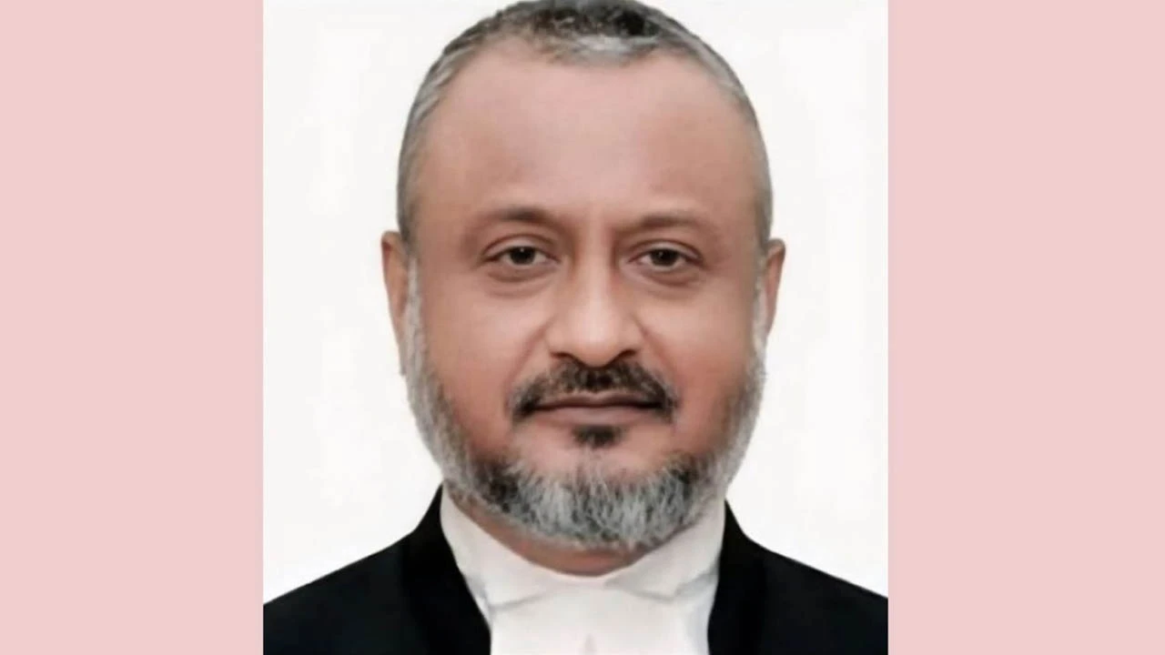বিচারপতি আসাদুজ্জামানকে দুদকের চেয়ারম্যান নিয়োগ : নওগাঁয় আনন্দ