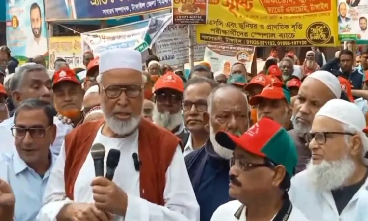 বাংলাদেশে বাস করে মুক্তিযোদ্ধাদের অপমান করা কাম্য নয় : কাদের সিদ্দিকী