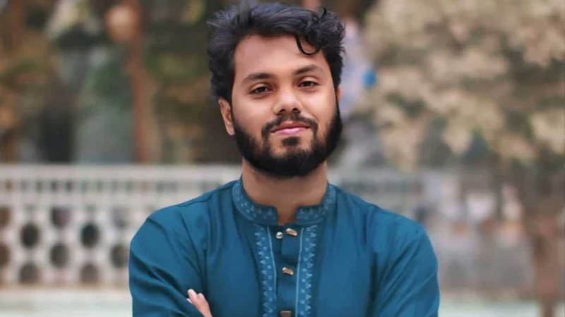 ওসমান হাদী সিঙ্গাপুরের পথে