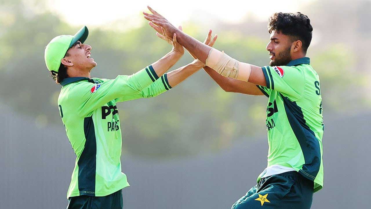 এক মাস আগেই বিশ্বকাপের দল ঘোষণা করল পাকিস্তান