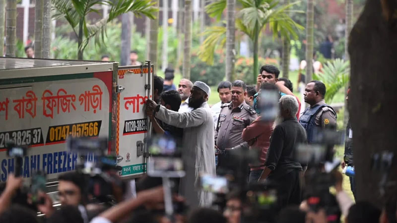 কবি নজরুলের পাশে শায়িত ওসমান হাদি