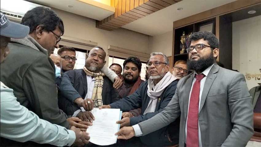 নওগাঁ-৩ আসনে সাবেক ডেপুটি স্পীকারের ছেলে জনির পক্ষে মনোনয়নপত্র উত্তোলন
