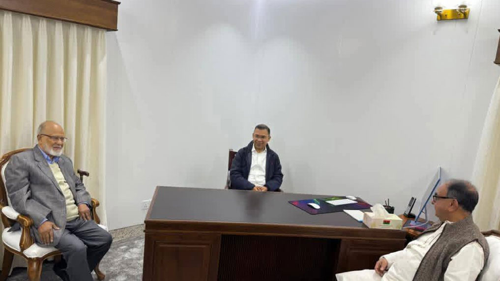 প্রথমবার গুলশান কার্যালয়ে অফিস করলেন তারেক রহমান