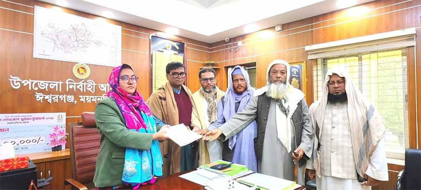 মনোনয়নপত্র জমা দিলেন বিএনপি মনোনীত প্রার্থী লুৎফুল্লা‌হেল মাজেদ বাবু