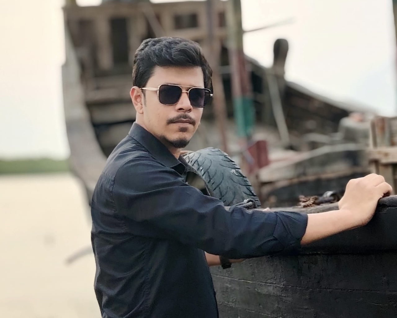 ডিবি পরিচয়ে আইনজীবীকে অপহরণের চেষ্টার অভিযোগ