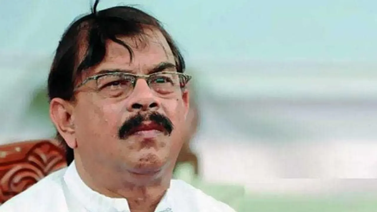 মান্নাকে সিসিইউতে স্থানান্তর
