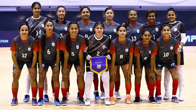 নেপালকে উড়িয়ে দিয়ে লড়াইয়ে ফিরল বাংলাদেশ