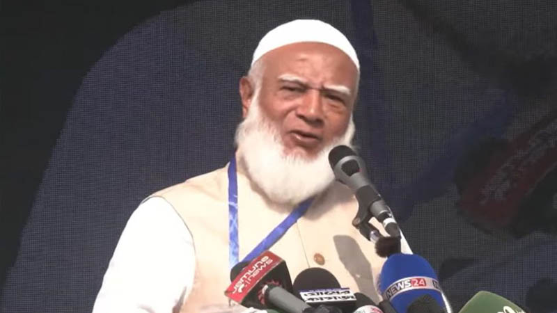 চাঁদাবাজদের বুকে টেনে নিয়ে হাতে কাজ দিয়ে দেব