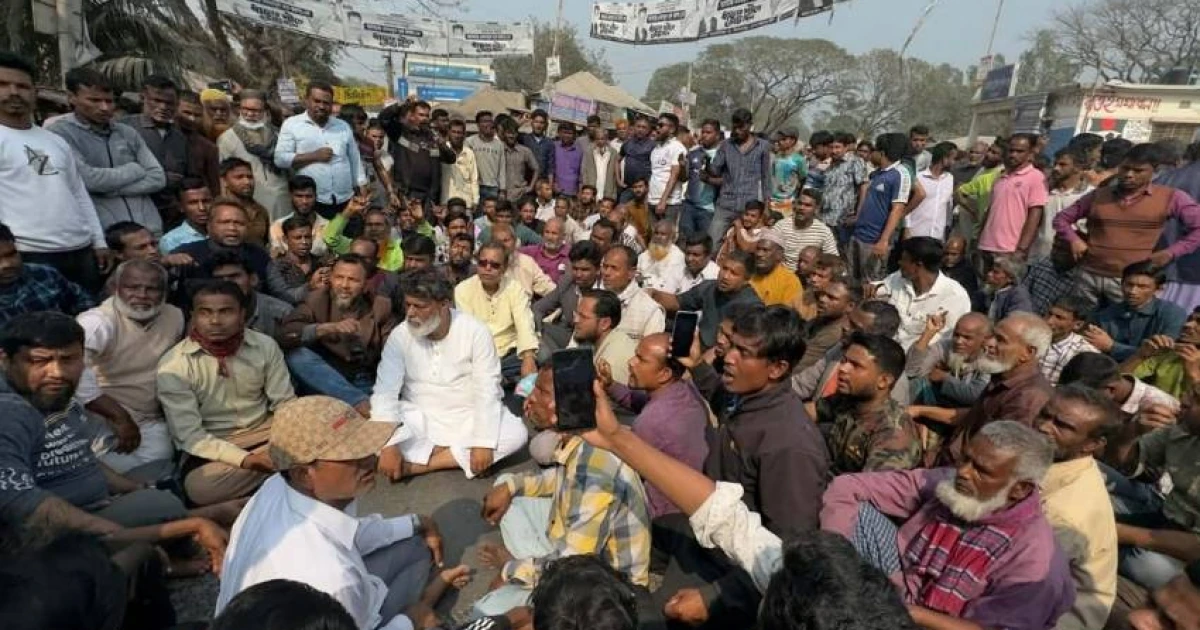 বিএনপির বিক্ষোভ সমাবেশ, হামলা-ভাঙচুরের অভিযোগ আখতারের