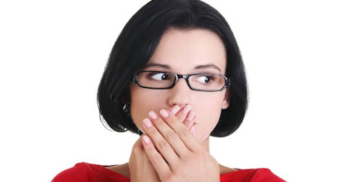জীবনের যে মুহূর্তে কথা না বলাই উত্তম