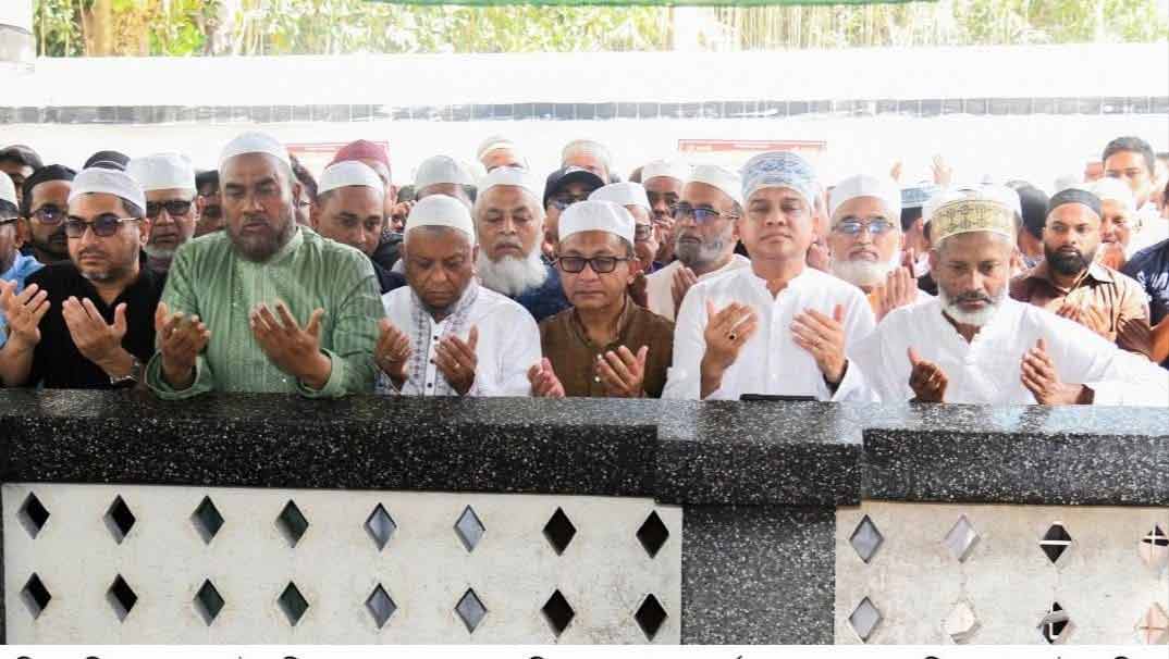 আগামী দিনে কাজের মধ্য দিয়েই আমাদের চেষ্টার প্রতিফলন দেখবেন : বাণিজ্যমন্ত্রী