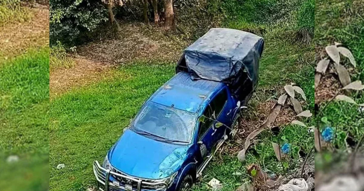 প্রতিমন্ত্রীর প্রটোকলে যাওয়ার পথে উল্টে গেল পিকআপ, আহত ৮ পুলিশ