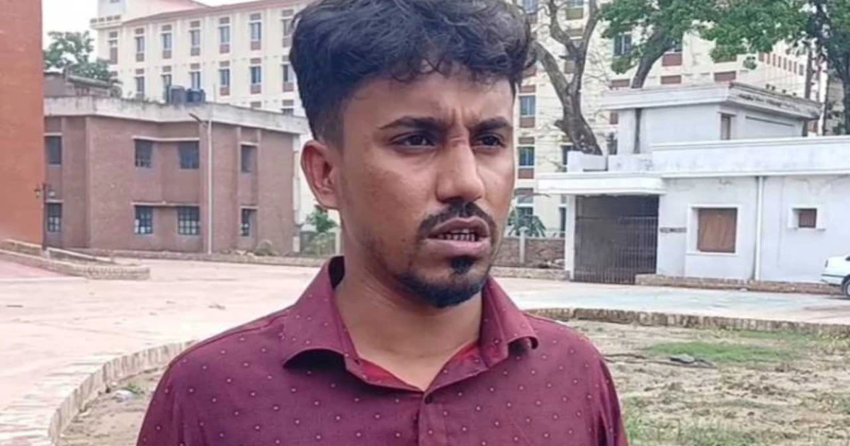 দুর্ঘটনা কবলিত বাসটির সব আসনেই যাত্রী ছিল, বেঁচে ফেরা রাজিব
