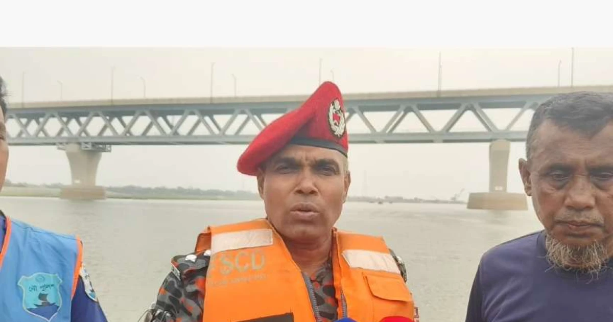 পদ্মা নদীতে গোসল করতে নেমে কিশোর নিখোঁজ