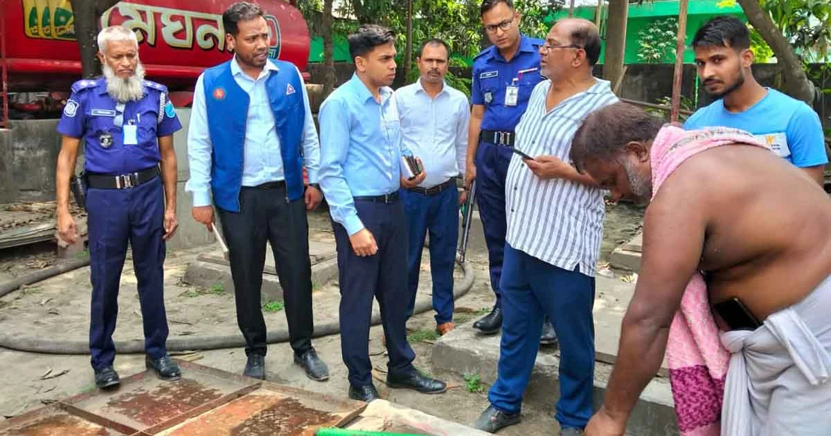 ১৬ হাজার লিটার জ্বালানি তেল মজুদ রাখায় এলেঙ্গা ফিলিং স্টেশনে জরিমানা