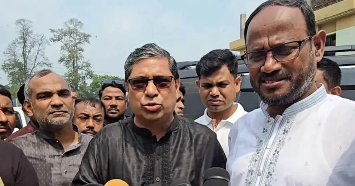 দেশে জ্বালানি তেলের কোনো সংকট নেই : স্থানীয় সরকার প্রতিমন্ত্রী