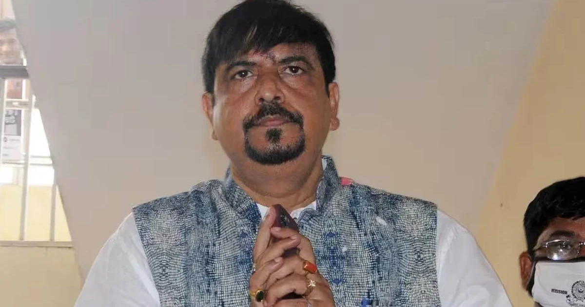 তৃণমূল কংগ্রেস নেতা সাবেক মন্ত্রী সুজিত গ্রেপ্তার