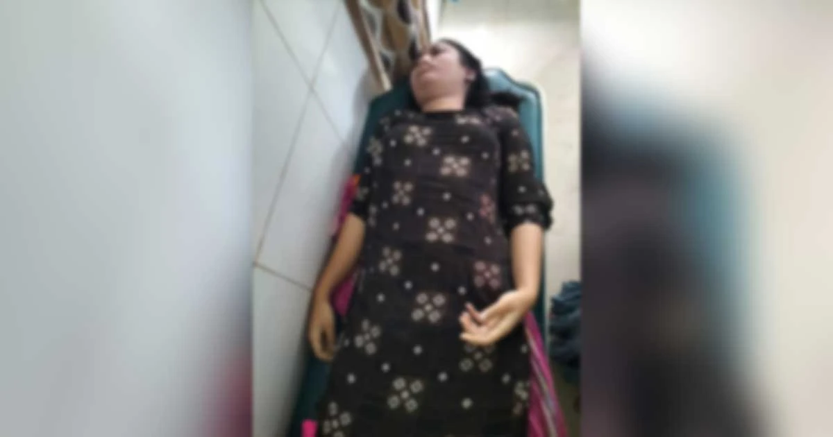 প্রেমের বিয়ে, সাবেক স্বামীর ম্যাসেজে প্রাণ গেল তরুণীর