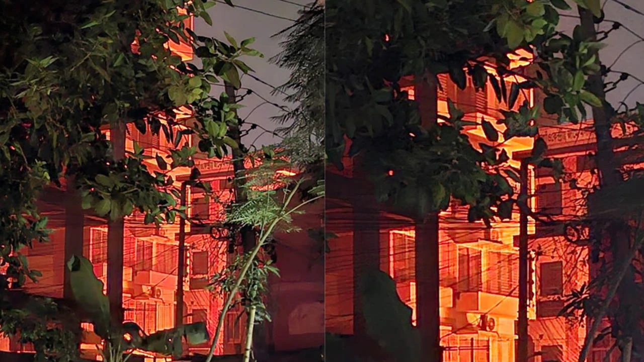 আগারগাঁওয়ে 'কলাপাতা' রেস্টুরেন্টে আগুন