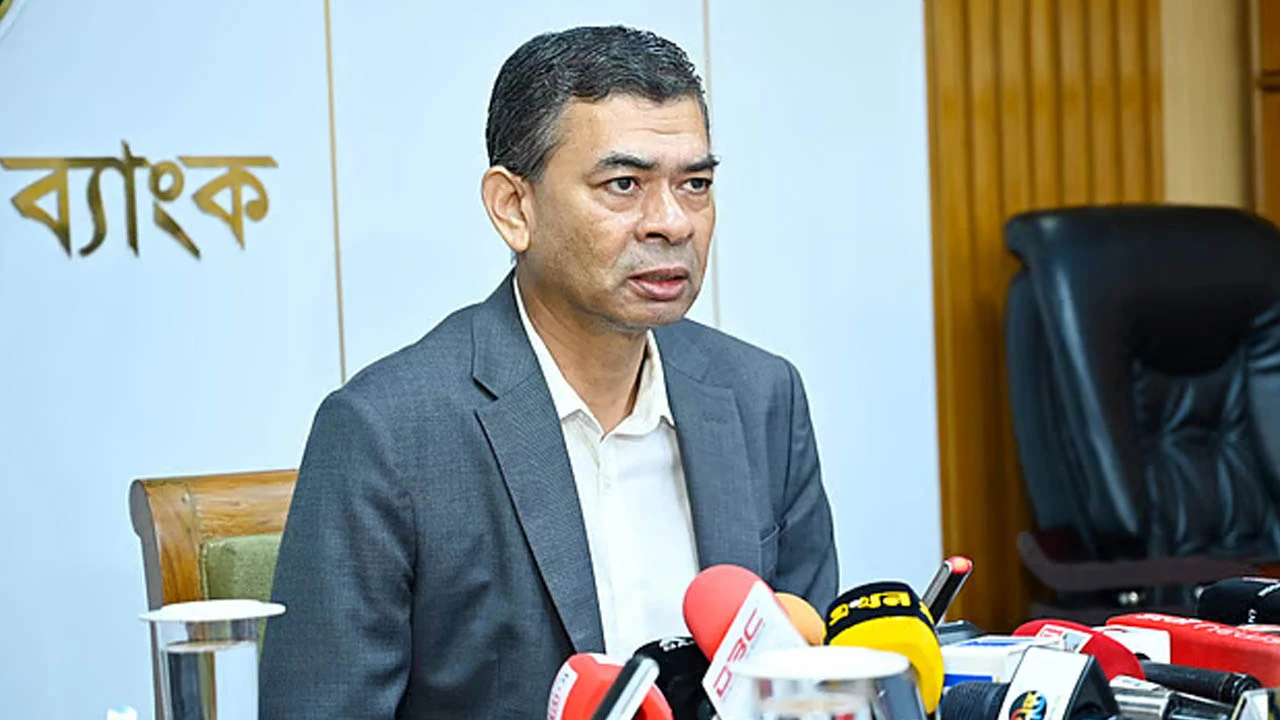 শেখ হাসিনা পরিবার ও ১০ শিল্প গ্রুপের ৭৬ হাজার কোটি টাকার সম্পদ জব্দ