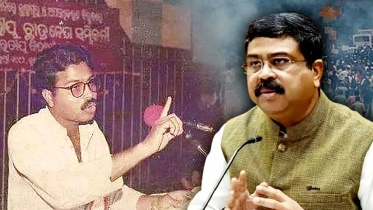 প্রশ্নফাঁসবিরোধী আন্দোলনেই উত্থান, সেই ইস্যুতেই পতন শিক্ষামন্ত্রীর