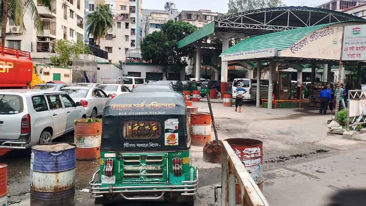 নির্দিষ্ট সময়ের জন্য সিএনজি স্টেশন মালিকদের কর্মসূচি স্থগিত