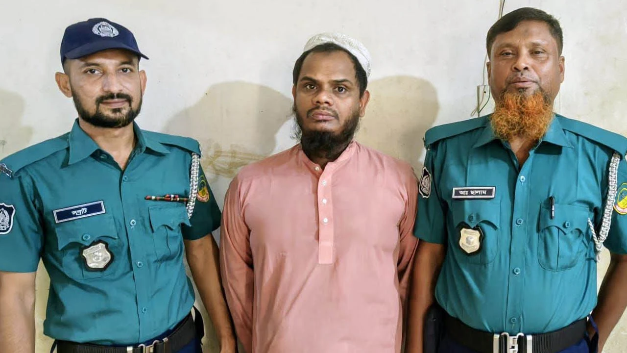 টঙ্গীতে মাদ্রাসা শিক্ষকের বিরুদ্ধে দুই শিশুকে যৌন নিপীড়নের অভিযোগ, গ্রেফতার
