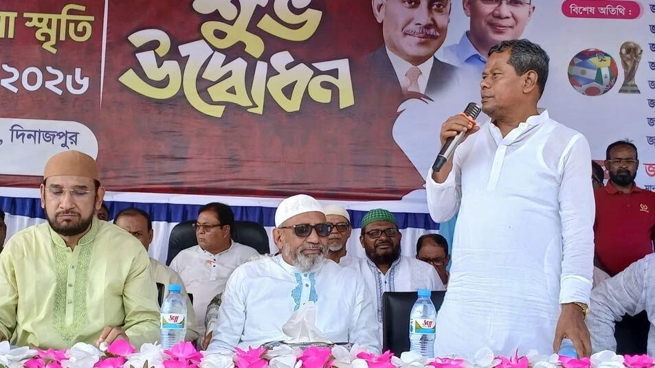 মাদকমুক্ত সমাজ গঠনে বিরলে গোল্ডকাপ ফুটবলের উদ্বোধন