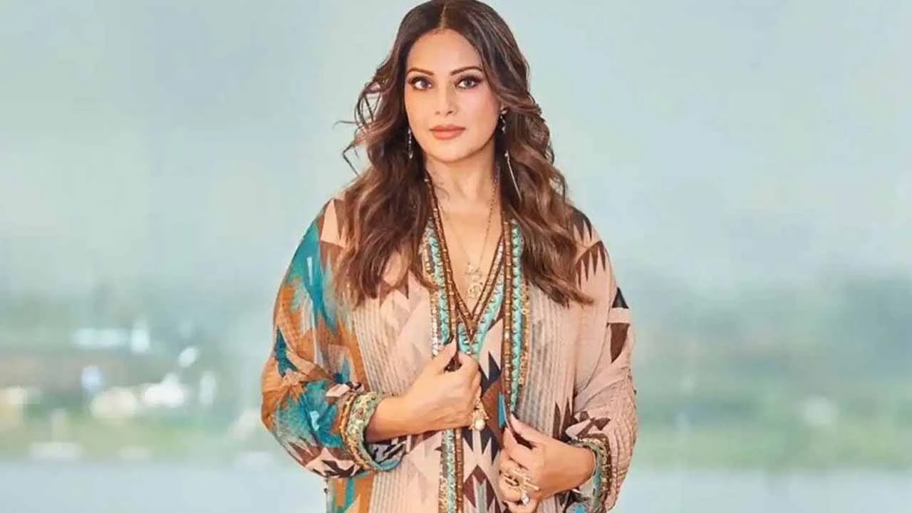 বিপাশা বসু ফিরছেন নতুন রূপে