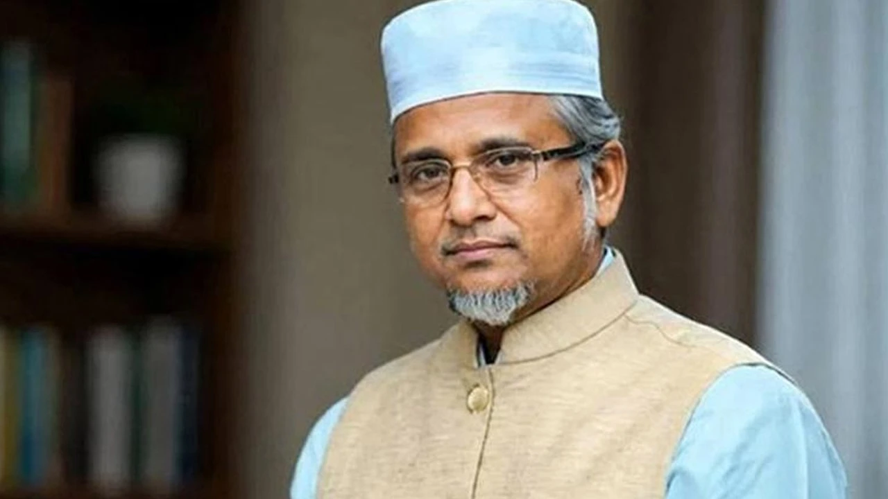পুলিশ হেফাজতে এমপি নজরুল, ঘটনার সময় ছিলেন বাসায়