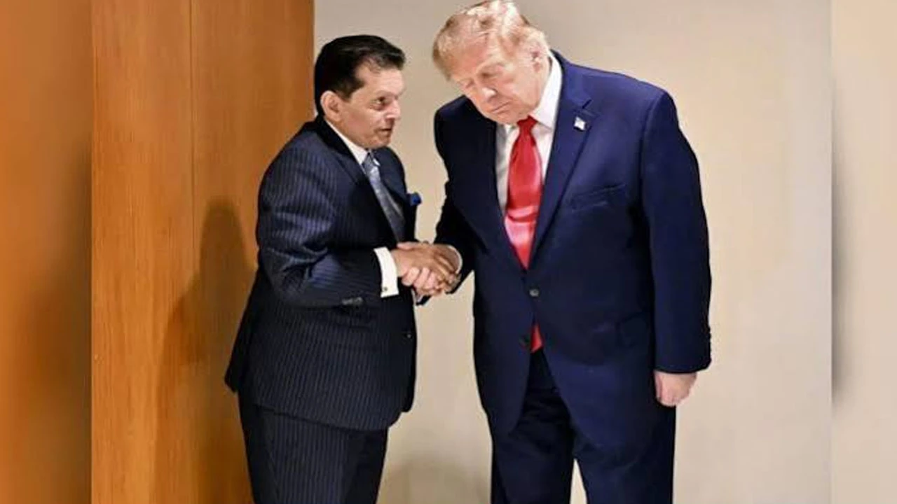 ট্রাম্পের সঙ্গে পররাষ্ট্রমন্ত্রী ড. খলিলুরের কুশল বিনিময়