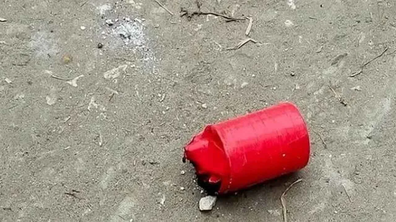 ধানমন্ডিতে দুই ককটেল বিস্ফোরণ, আটক ৩