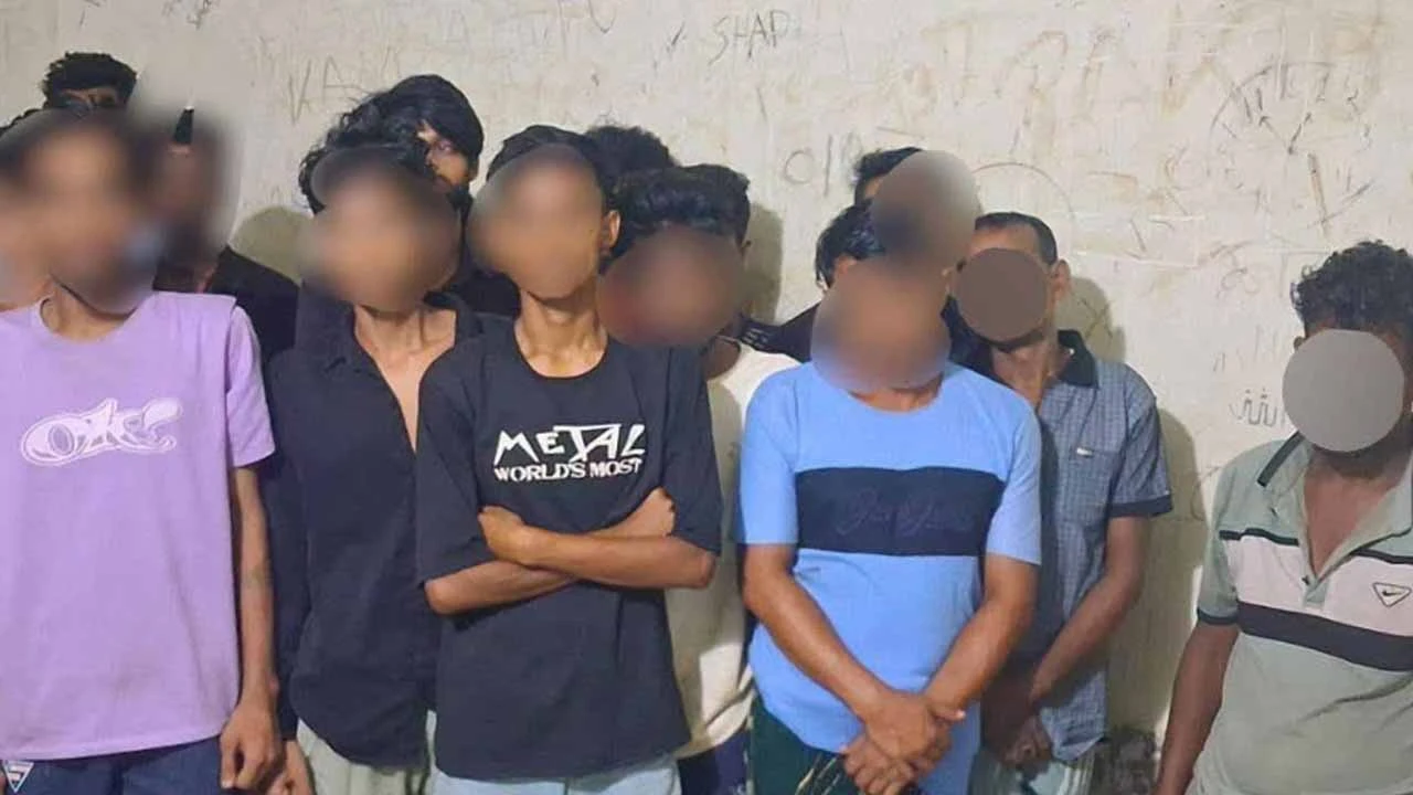 কুমিল্লায় সাঁড়াশি অভিযানে কিশোর গ্যাং সন্দেহে আটক আরও ২৫৪