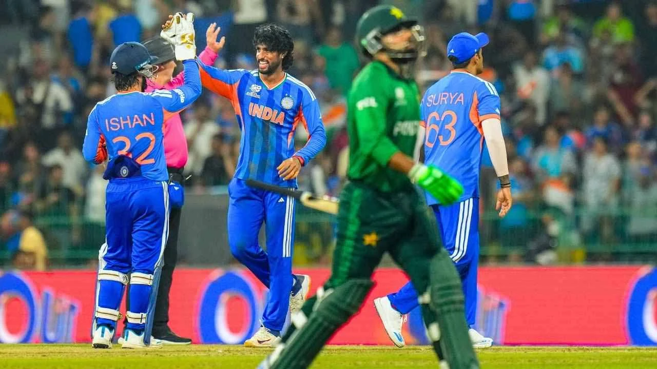 না খেলেই সেমিফাইনালে ভারত-পাকিস্তান