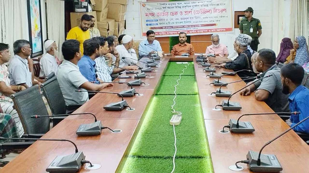 জনগণের কল্যাণে কাজ করতে হবে, মানুষের পাশে দাঁড়াতে হবে-খালেকুজ্জামান বাবলু