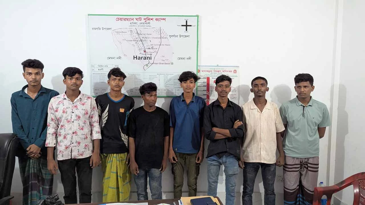 নোয়াখালীতে কিশোর গ্যাংবিরোধী অভিযানে আটক ১৬৩