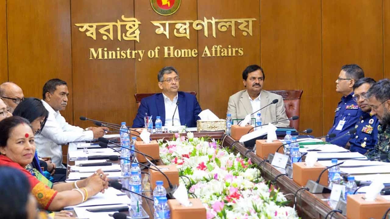 চাঁদাবাজ-সন্ত্রাসীদের বিরুদ্ধে অভিযান আরও জোরদার হবে