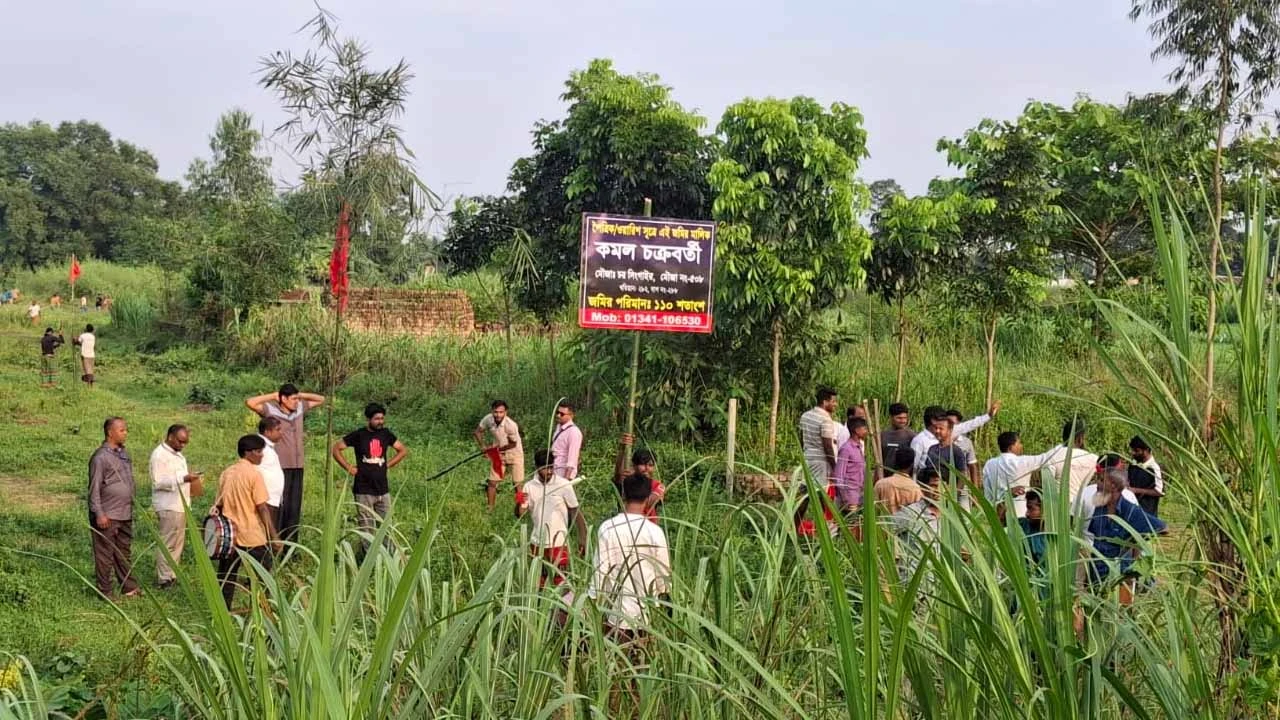 সিংগাইরে ৬৮ বছরের মামলার রায়ে ৪৫৩ শতাংশ জমি ও মন্দির উদ্ধার