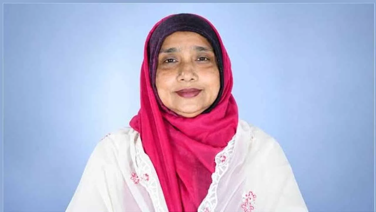 এমপি মিষ্টিকে পদত্যাগের নির্দেশ প্রধানমন্ত্রীর