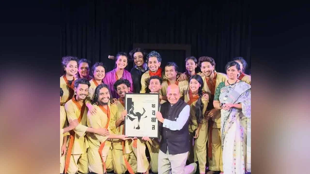 জবির নাট্যকলা বিভাগের শিক্ষার্থীদের প্রশংসায় ভারতীয় হাইকমিশনার
