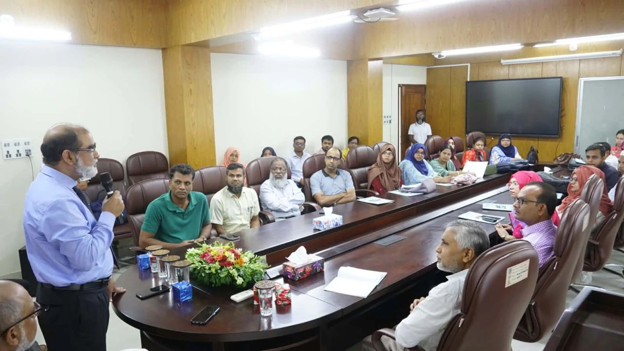 কৃষি শিক্ষার মানোন্নয়নে বাকৃবিতে জিআইএস ও রিমোট সেন্সিং বিষয়ে প্রশিক্ষণ