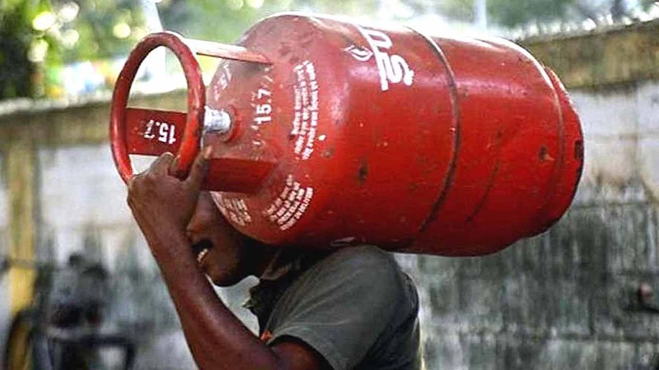 রান্নায় সিলিন্ডার গ্যাসের খরচ কমাবেন যেভাবে