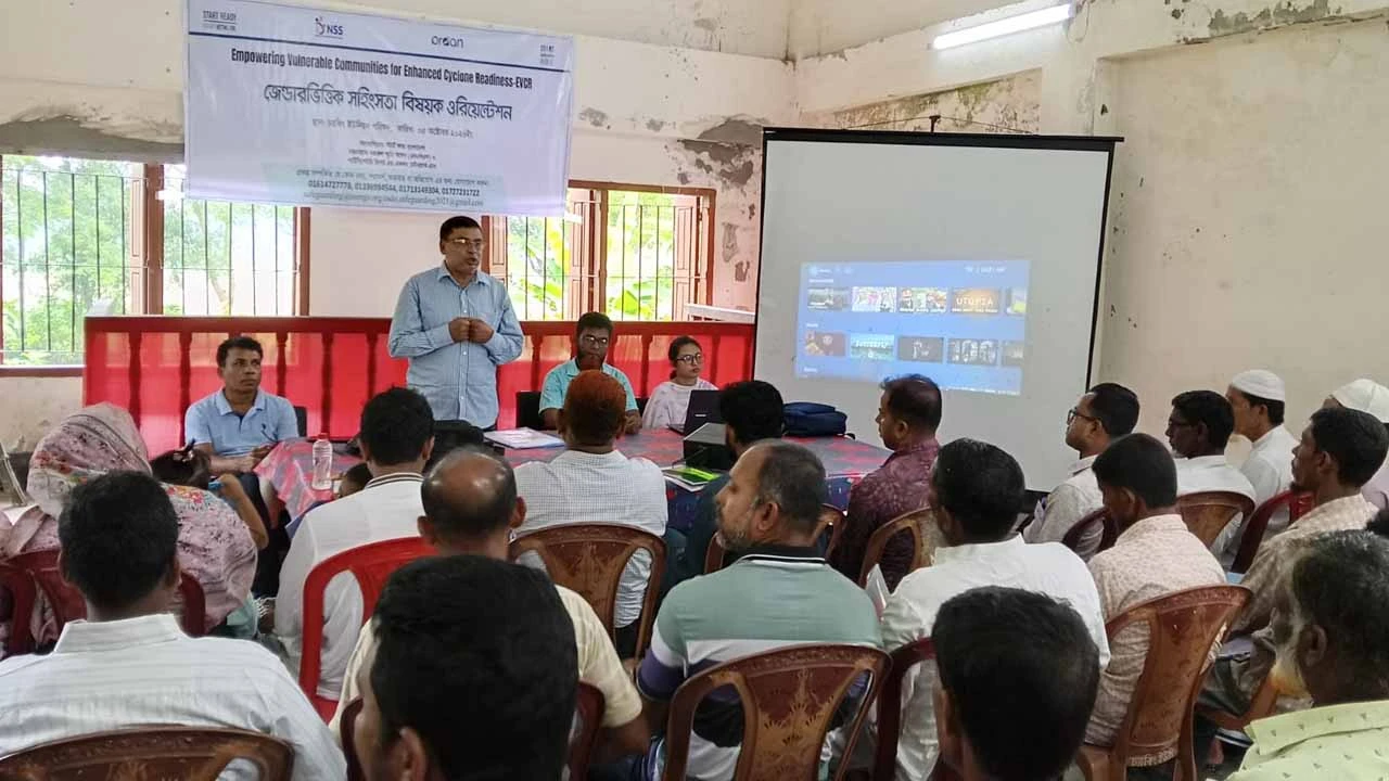 দুর্যোগে নারী-কিশোরীর নিরাপত্তায় ওরিয়েন্টেশন