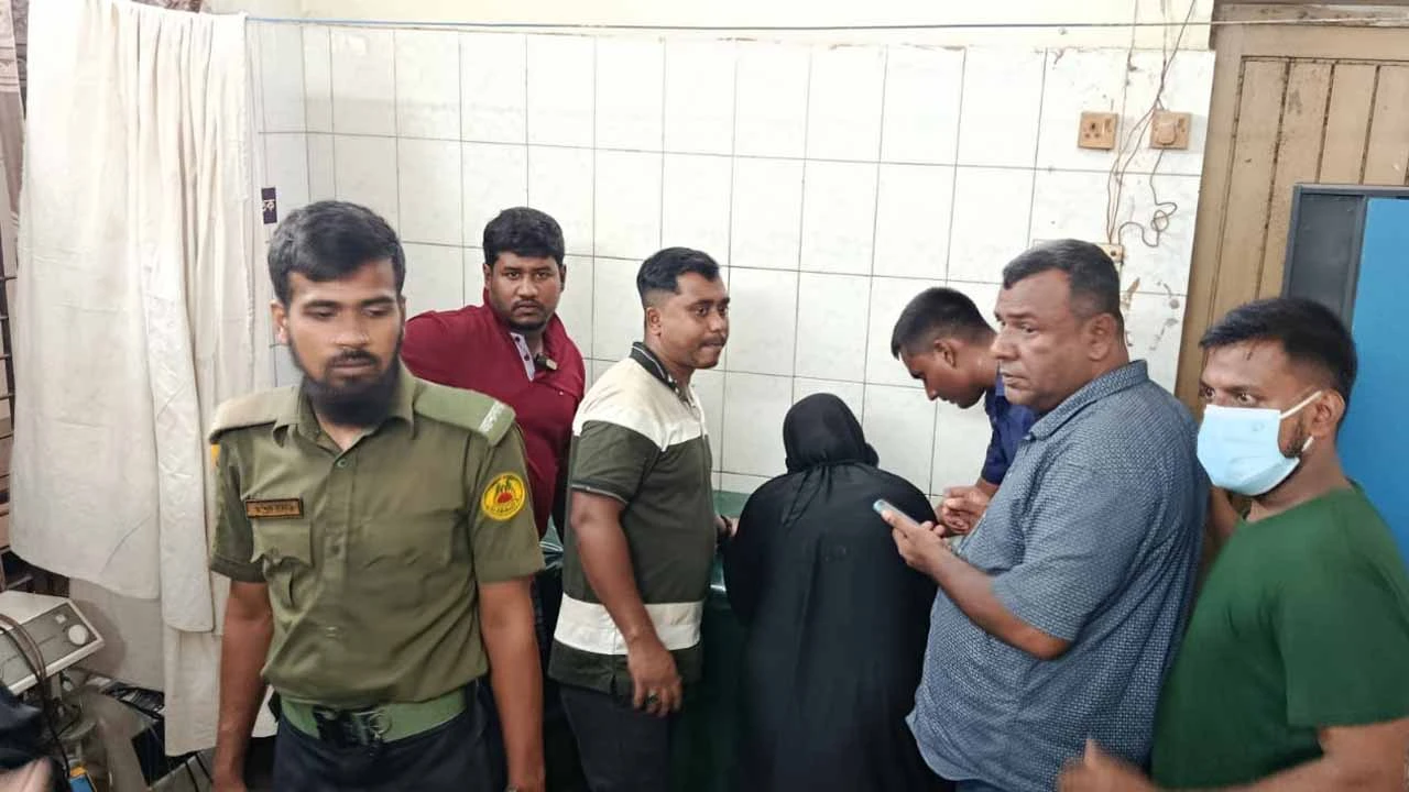 নোয়াখালীতে হামে আক্রান্ত শিশুর মৃত্যু, হাসপাতালে ভাঙচুর