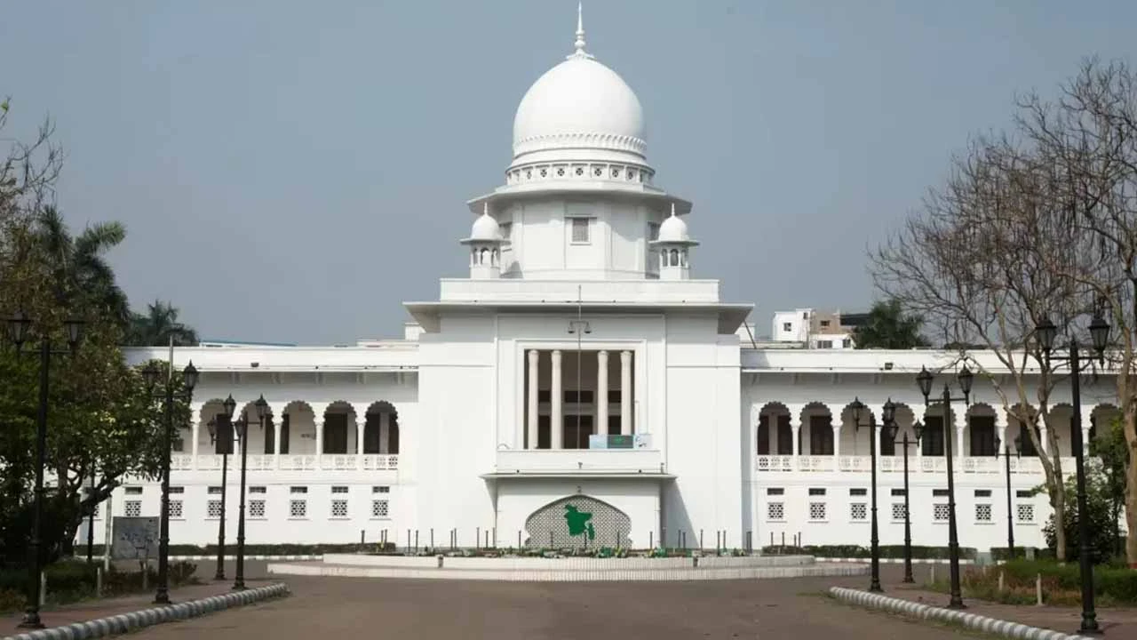 সুপ্রিম কোর্ট এলাকায় নিরাপত্তা জোরদার, রাতে প্রবেশে নির্দেশনা