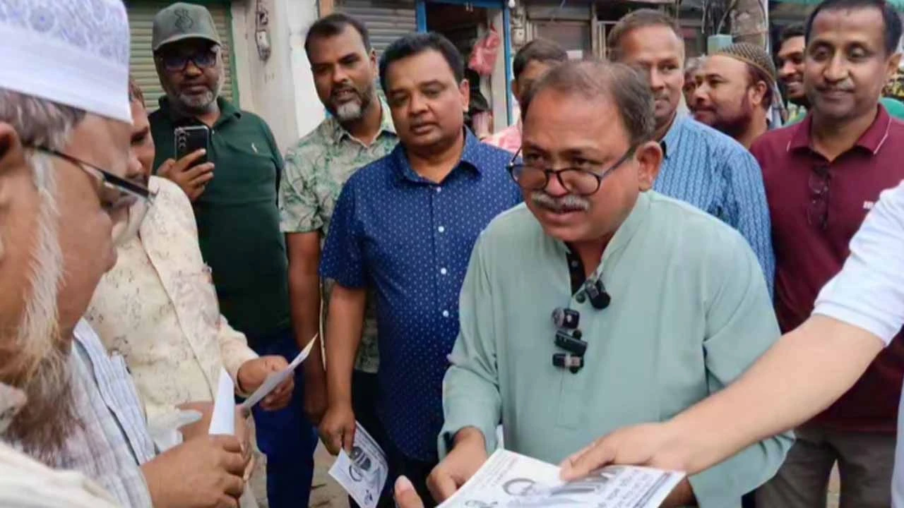 ঠাকুরগাঁও-১ আসনের উপনির্বাচনে প্রতীক বরাদ্দের পর প্রচারণায় ব্যস্ত সময় পার করছে করছে প্রার্থীরা