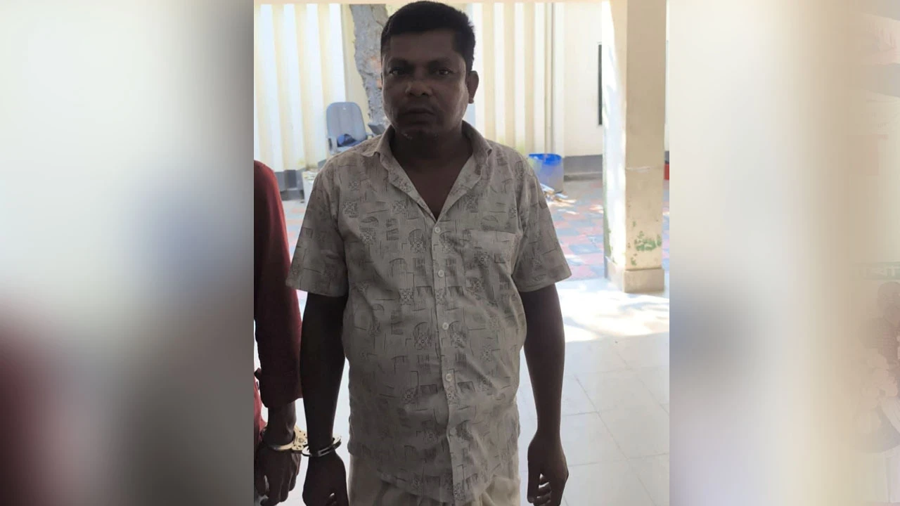 হুমকি ও গালিগালাজের অভিযোগে চাটখিলে বিএনপি নেতা আবু তাহের আজাদ কারাগারে
