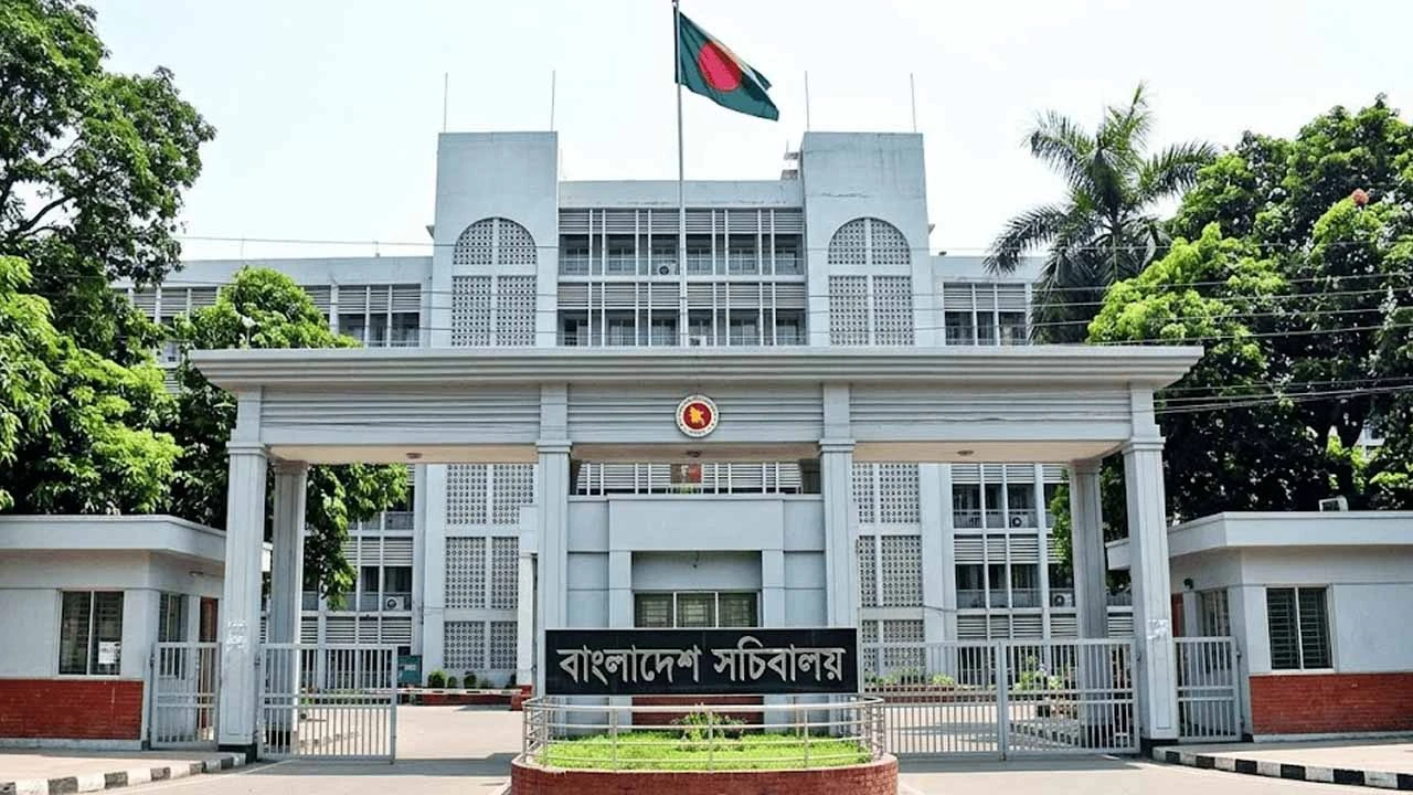 সচিবালয়ে দুপুর ১২টার আগে দর্শনার্থী প্রবেশ বন্ধ