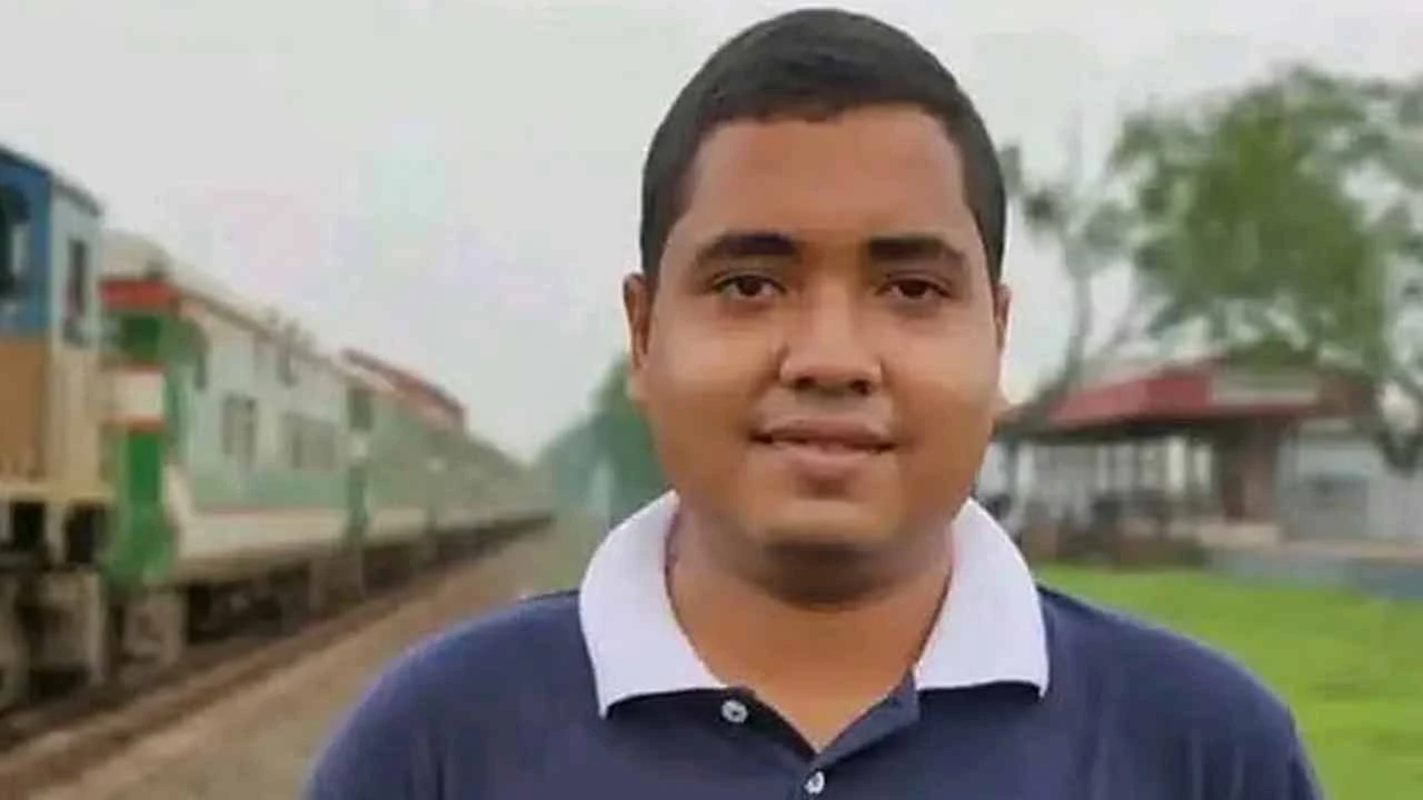 বিয়ের দিনে বরের জানাজা, আলোকসজ্জিত বাড়িতে শোক
